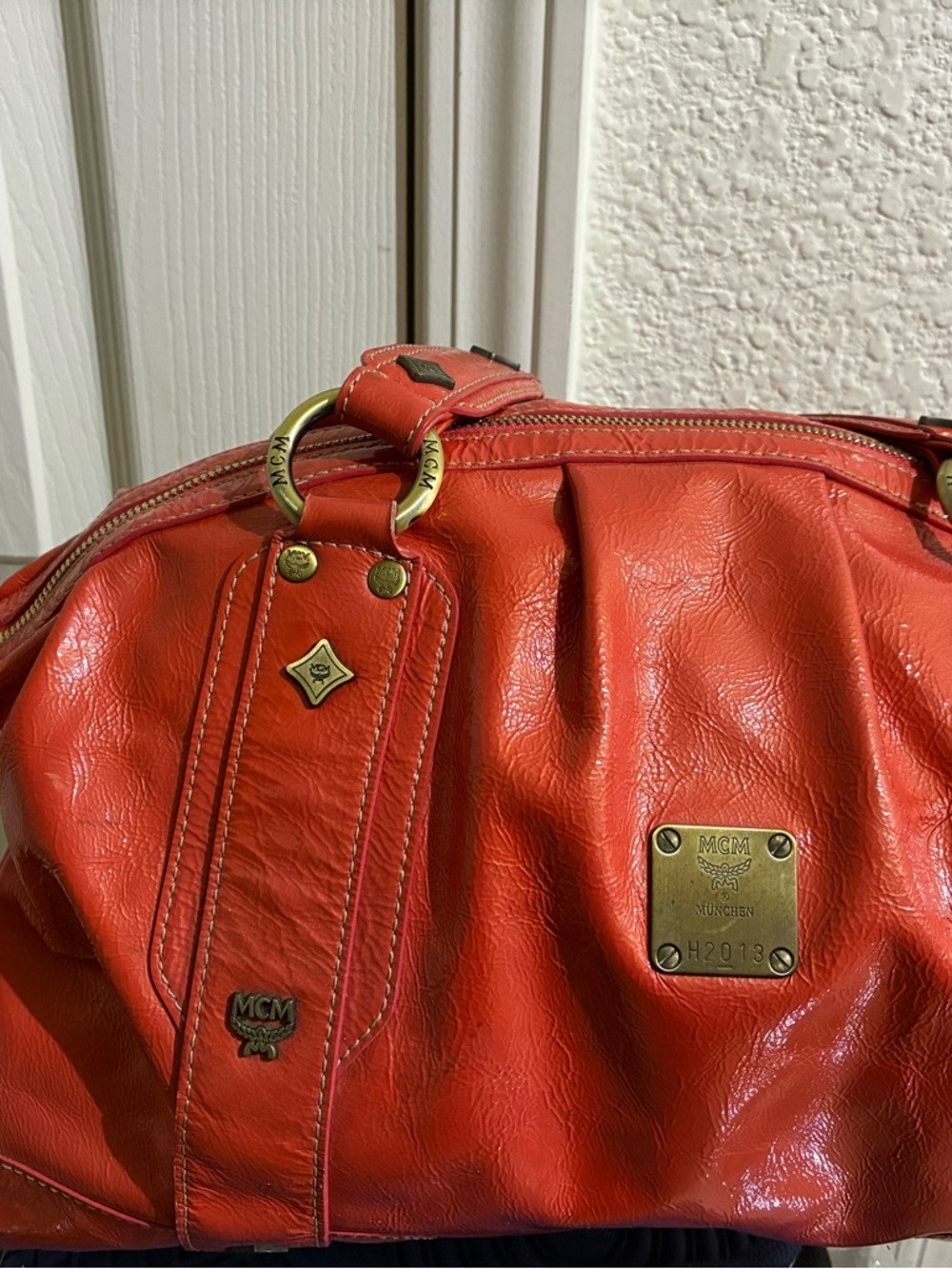 Pre Loved MCM Shoulder bag in good condition - Picture 2 of 9